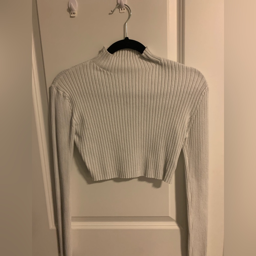 Cropped sweater